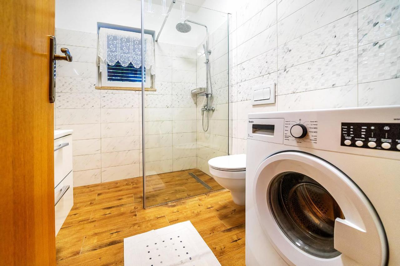 Apartments Jurina Krk Town Luaran gambar