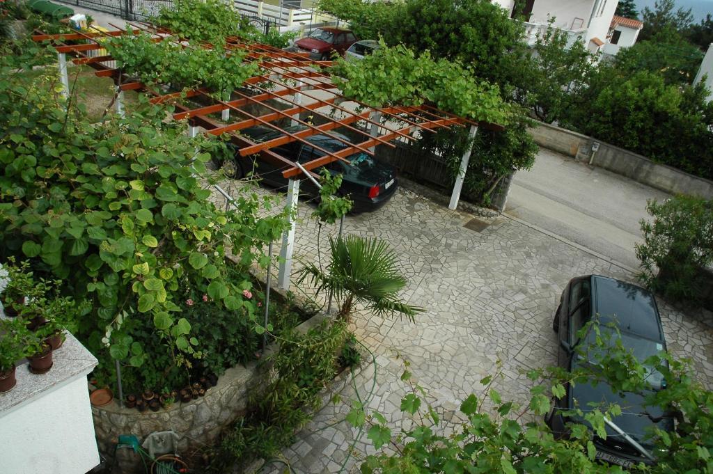Apartments Jurina Krk Town Luaran gambar